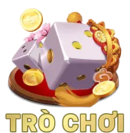 Người chơi đang phân tích trận đấu đá gà để đưa ra chiến thuật
